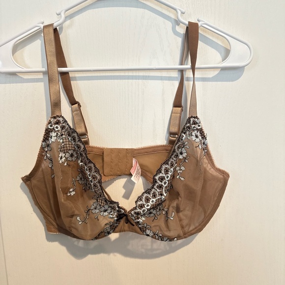 Victoria's Secret Other - Victoria's Secret Tan Lace Bra